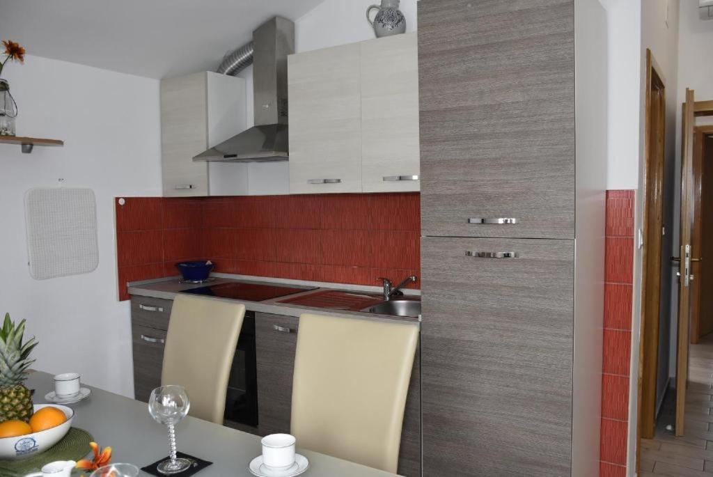 Apartmani Mira クレノヴィツァ エクステリア 写真