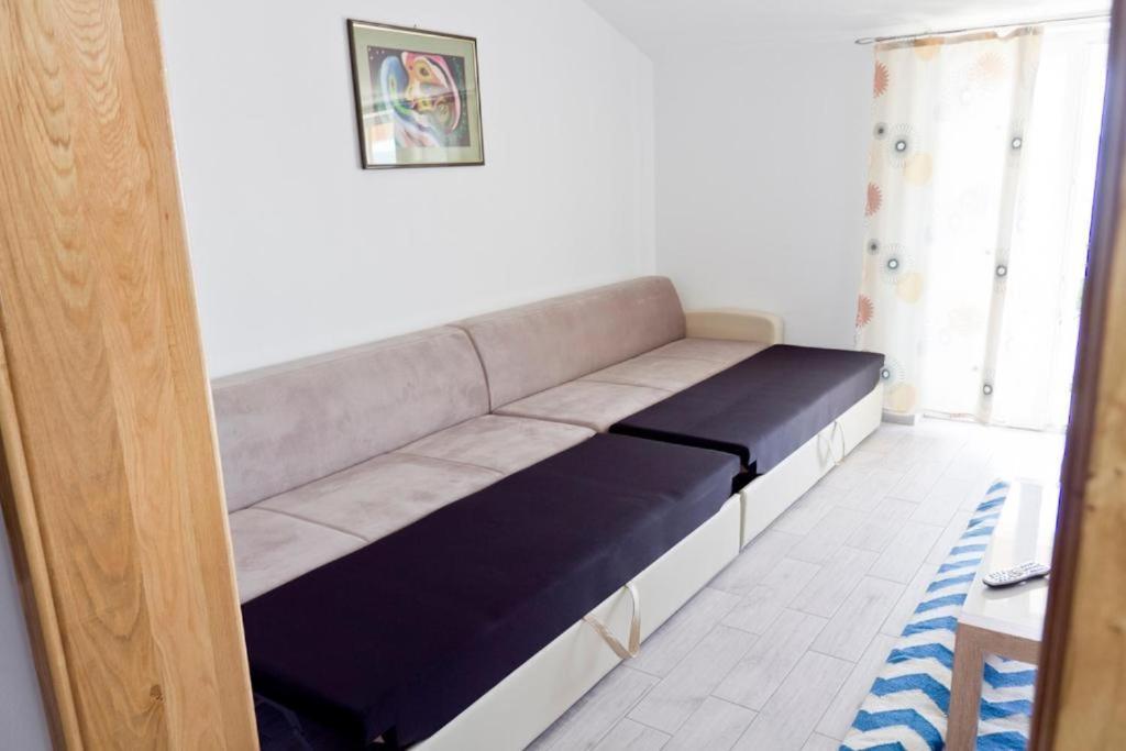 Apartmani Mira クレノヴィツァ エクステリア 写真